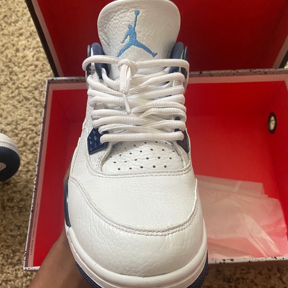 Retro Jordan 4 Columbia - Picture 4 of 8